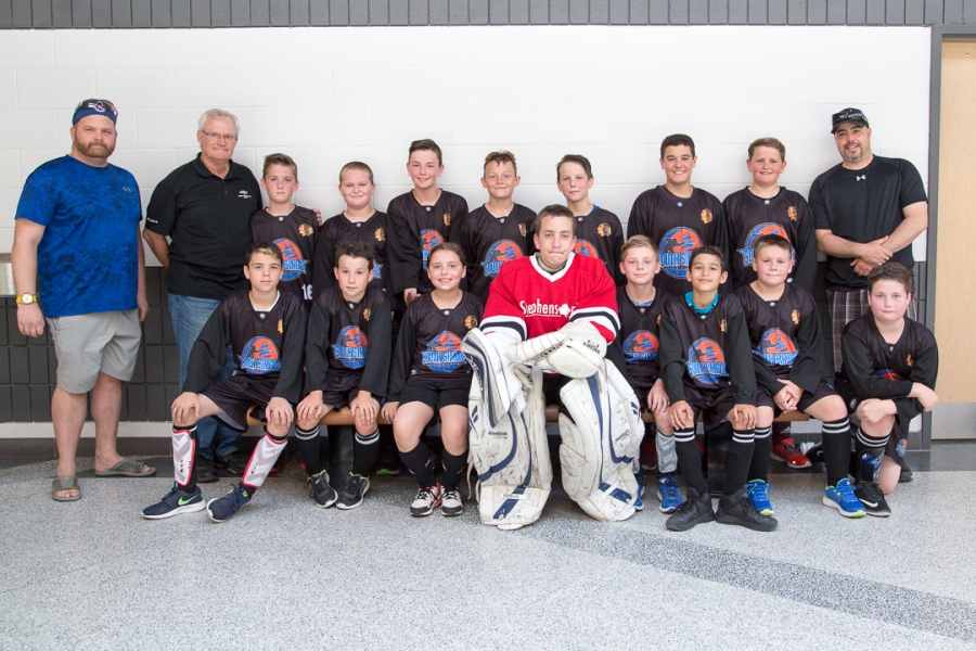 04-Atom-Blackhawks